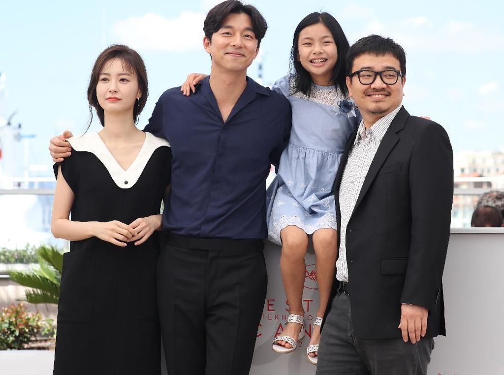 Beredar Kabar Gong Yoo akan Menikah dengan Jung Yoo Mi